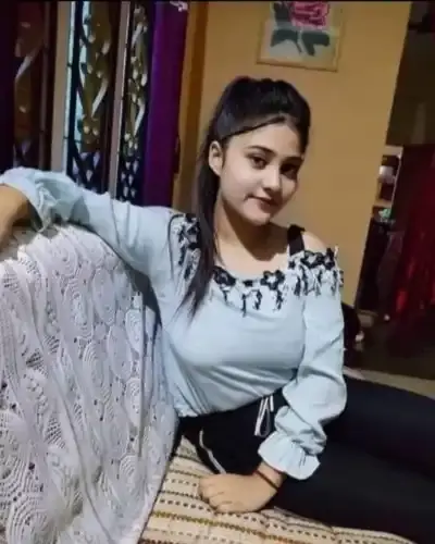 Call Girls Service in Madhogarh